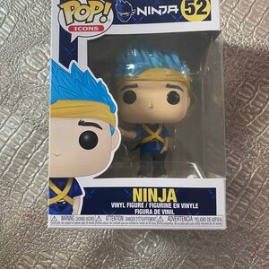 Pop Icons Ninja Vinyl Figure with Blue and Yellow